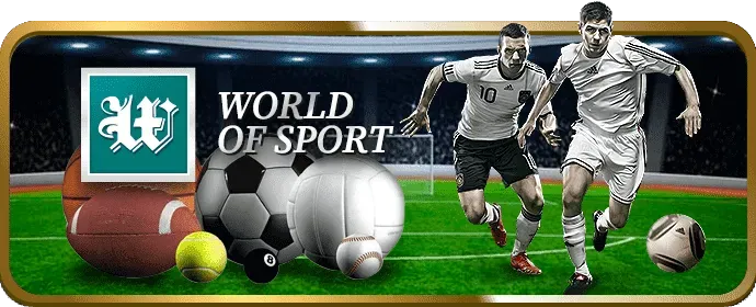 Game thủ E-Sports đang thi đấu trên máy tính